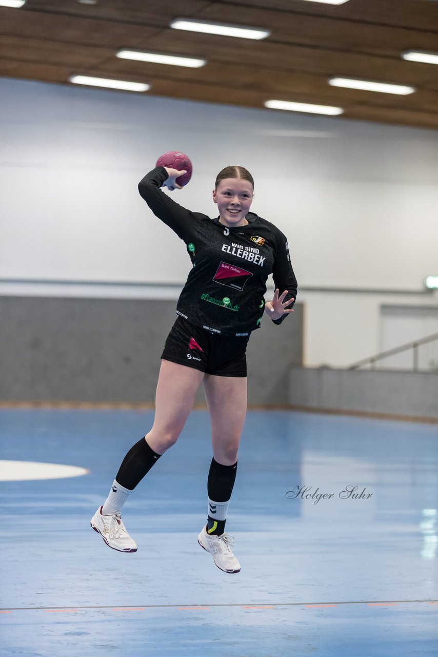 Bild 249 - wBJ TSV Ellerbek - TSV Uetersen : Ergebnis: 15:10